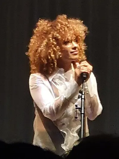 1987 starley australian pop singer 10 03