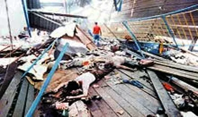 1988 thirty two people are killed and 1674 injured when a bridge 07 31