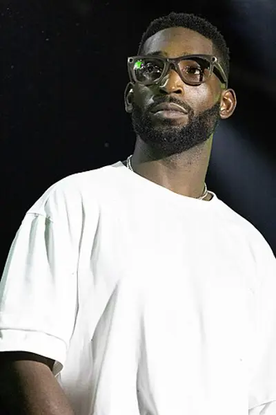 1988 tinie tempah english rapper and producer 11 07