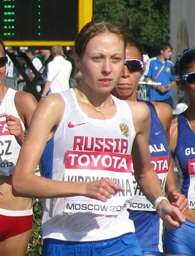 1989 anisya kirdyapkina russian race walker 10 23