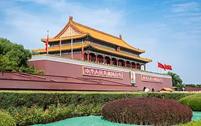 1989 the government of china sends troops to force protesters out 06 03