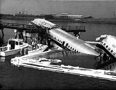 1989 usair flight 5050 crashes into bowery bay during a rejected 09 20