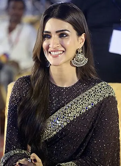 1990 kriti sanon indian actress 07 27