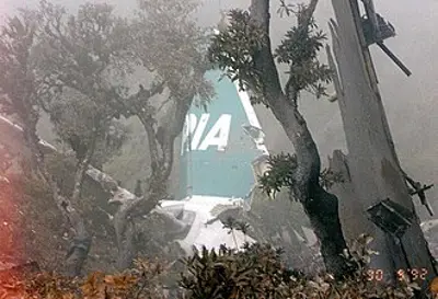 1992 a pakistan international airlines flight crashes into a hill 09 28