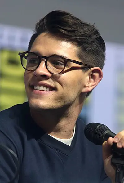 1992 casey cott american actor 08 08