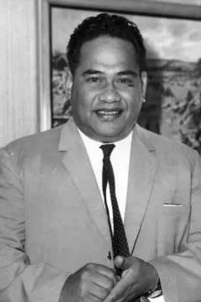 1992 hammer deroburt nauruan educator and politician 1st presid 07 15