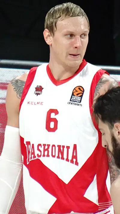 1992 janis timma latvian basketball player 07 02