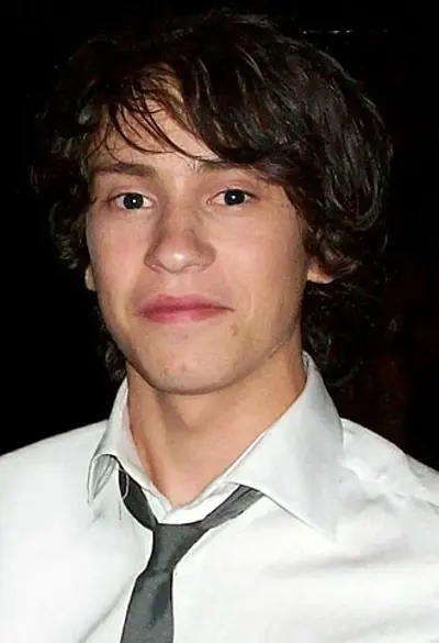 1992 keir gilchrist canadian actor and musician 09 28