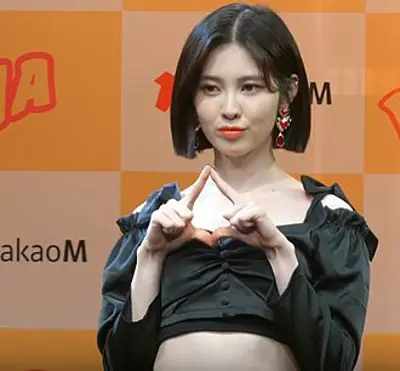 1993 yebin south korean singer songwriter and composer 07 13