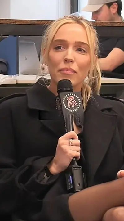 1994 alexandra cooper american podcaster 08 21