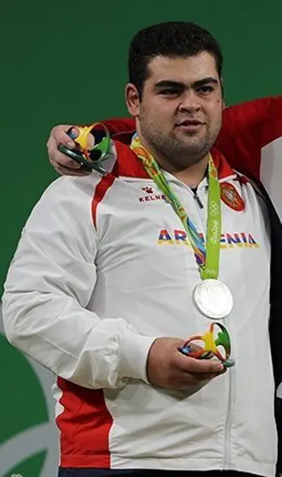 1994 gor minasyan armenian weightlifter 10 25