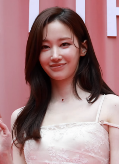 1994 jeon jong seo south korean actress 07 05