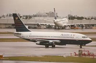 1995 aviateca flight 901 crashes into the san vicente volcano in 08 09