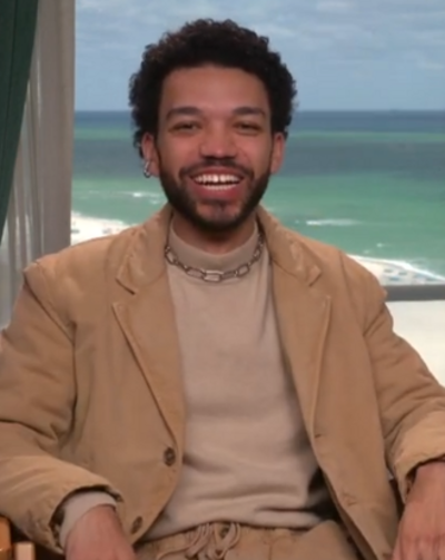 1995 justice smith american actor 08 09