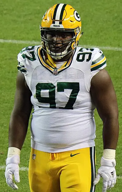 1995 kenny clark american football player 10 04