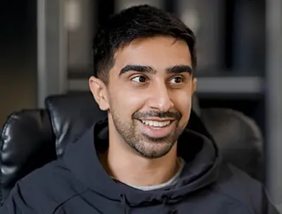 1995 vikkstar123 english internet personality 08 02