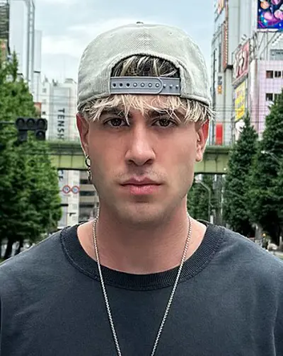 1996 alejo igoa argentine youtuber 08 23