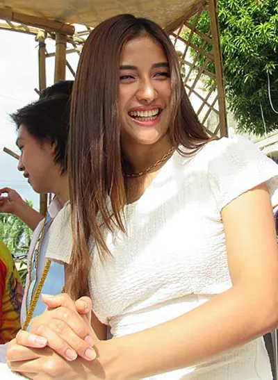 1996 sanya lopez filipino actress and model 08 09