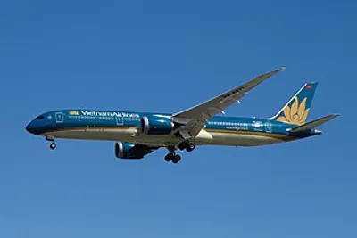 1997 vietnam airlines flight 815 tupolev tu 134 crashes on appr 09 03