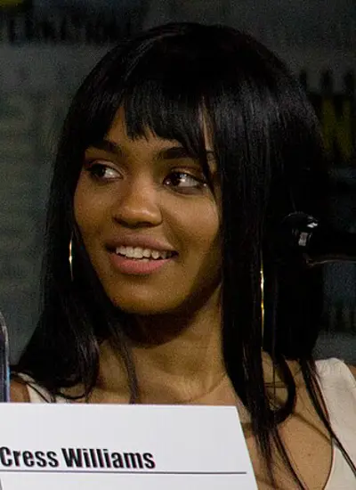 1998 china anne mcclain american actress and singer 08 25