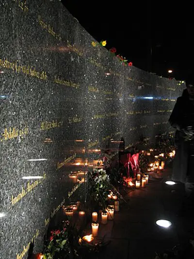 1998 the gothenburg discotheque fire in sweden kills 63 and injur 10 29