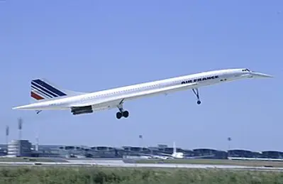 2000 air france flight 4590 a concorde en route from paris to n 07 25