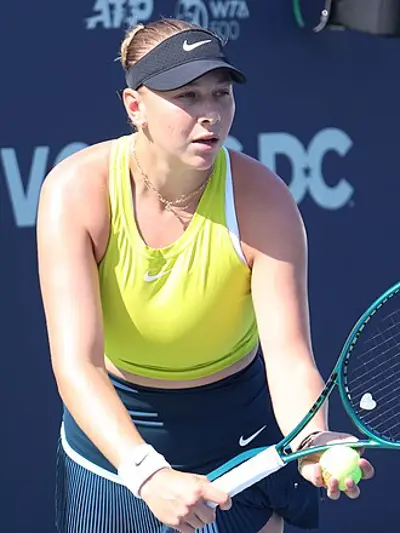 2001 amanda anisimova american tennis player 08 31