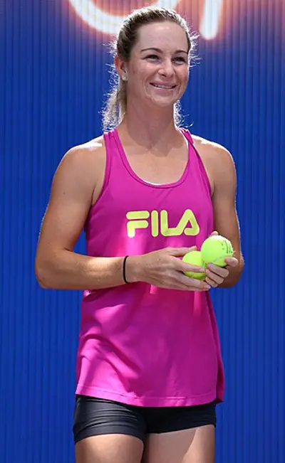 Elizabeth Mandlik, American tennis player
