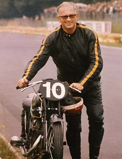 Helmut Krackowizer, Austrian motorcycle racer and journalist (born 1922)