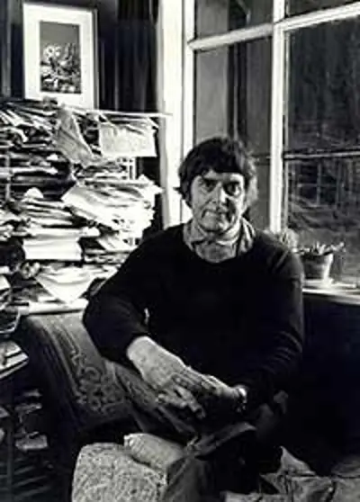 Josh Kirby, English illustrator (born 1928)