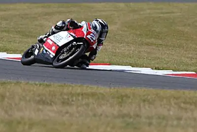 2001 thomas strudwick british motorcycle road racer 10 17
