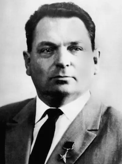 Vasily Mishin, Russian engineer (born 1917)