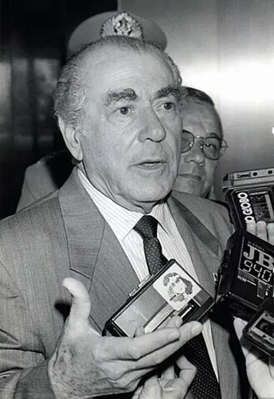 2004 leonel brizola brazilian engineer and politician governor 06 21