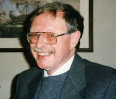 2006 peter fryer english journalist and author born 1927 10 31