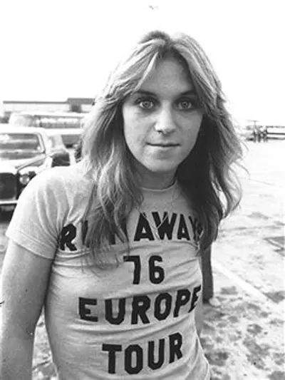 2006 sandy west american singer songwriter and drummer born 19 10 21