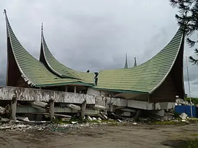 2009 the 7.6 mw sumatra earthquake leaves 1115 people dead