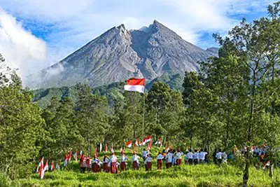 2010 mount merapi in central java indonesia began an increasing 10 25