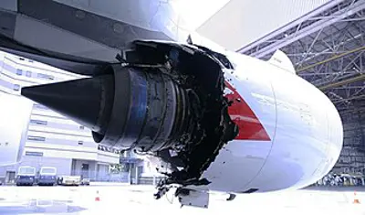2010 qantas flight 32 an airbus a380 suffers an uncontained eng 11 04