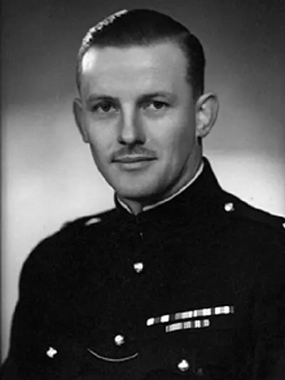2011 tom addington english soldier born 1919 10 28