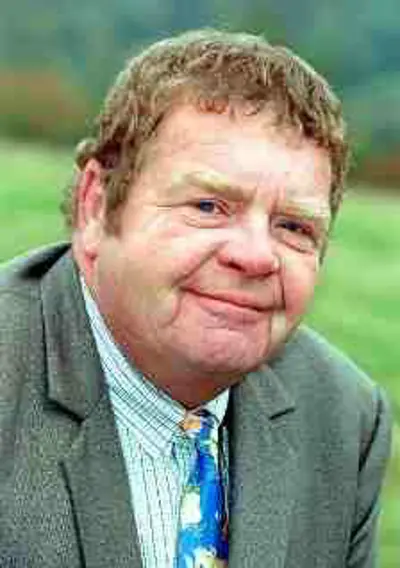 2012 geoffrey hughes english actor born 1944 07 27