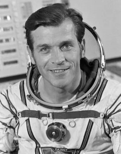 2013 aleksandr serebrov russian engineer and astronaut born 194 11 12