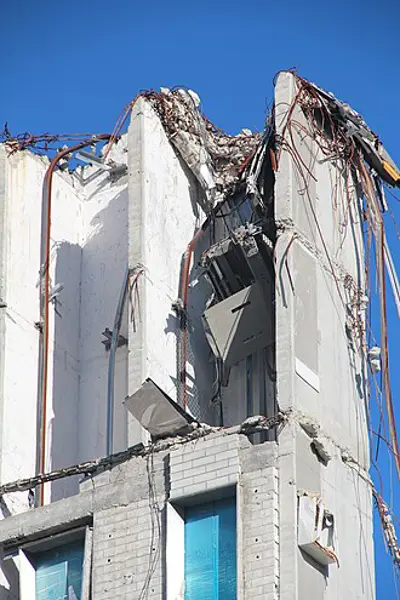 2013 an apartment building collapse in medellin colombia results 10 12