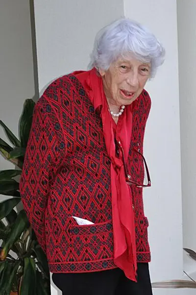 2013 margaret feilman australian architect and urban planner bo 09 24