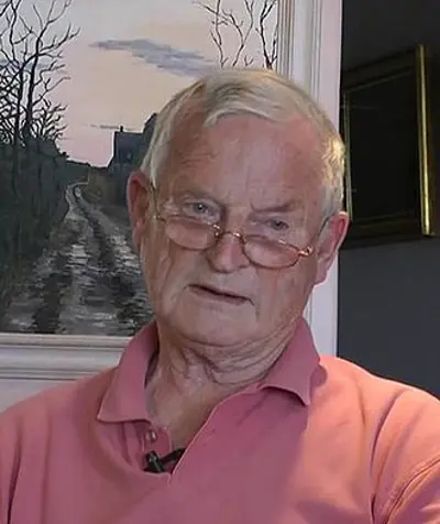 2013 sandy woodward english admiral born 1932 08 04