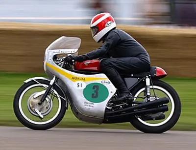 2014 ralph bryans northern irish motorcycle racer born 1941 08 06