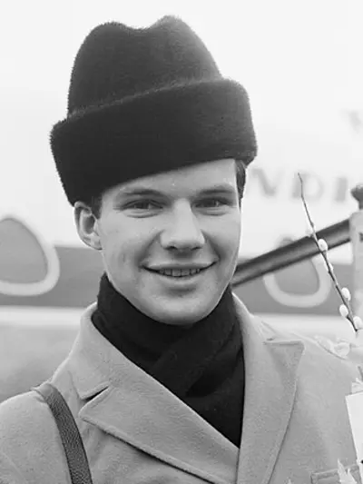 2016 bobby vee american pop singer born 1943 10 24