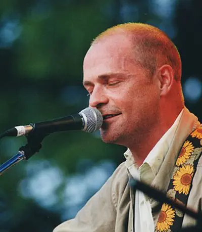 2017 gord downie canadian musician born 1964 10 17