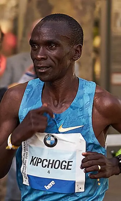 2019 eliud kipchoge from kenya becomes the first person to run a 10 12