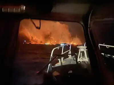 2023 hawaii wildfires seventeen thousand acres of land are burne 08 08