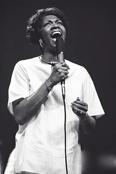 2024 cissy houston american singer born 1933 10 07